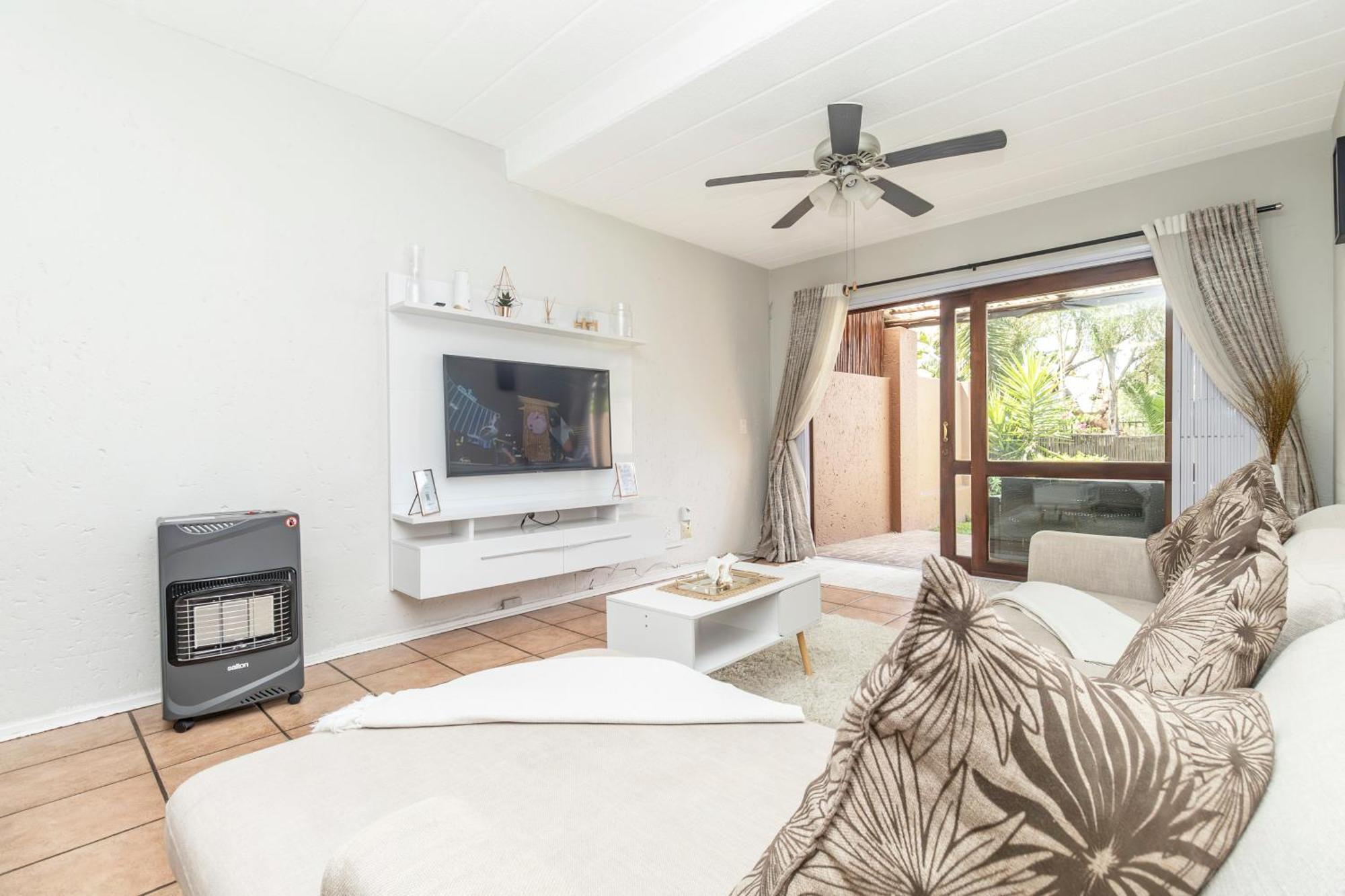 Exquisite 2 Bedroom Garden Townhouse In The Heart Of Fourways,sandton Sandton