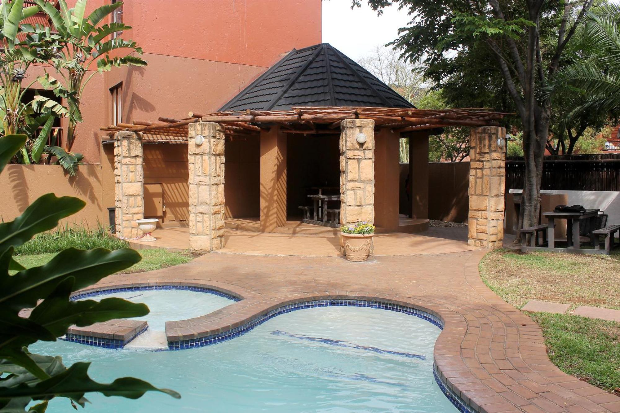 Exquisite 2 Bedroom Garden Townhouse In The Heart Of Fourways,sandton *
